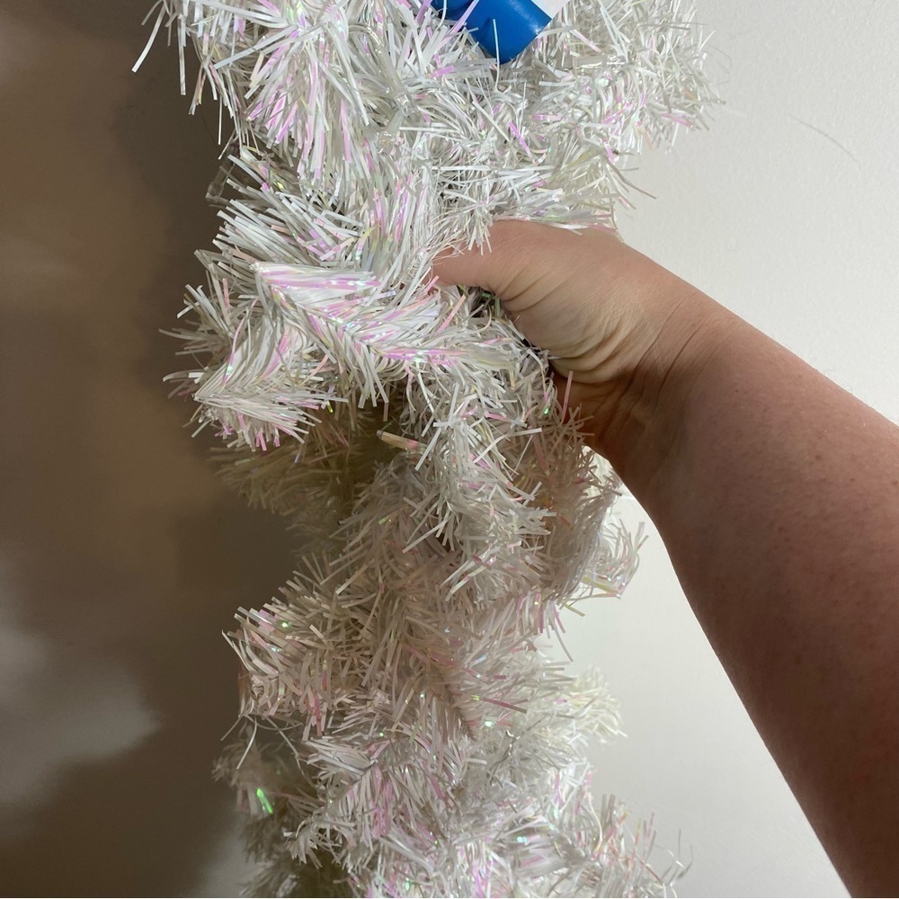 6ft Lighted Holiday Christmas Garland White NEW Decoration - Picture 5 of 5